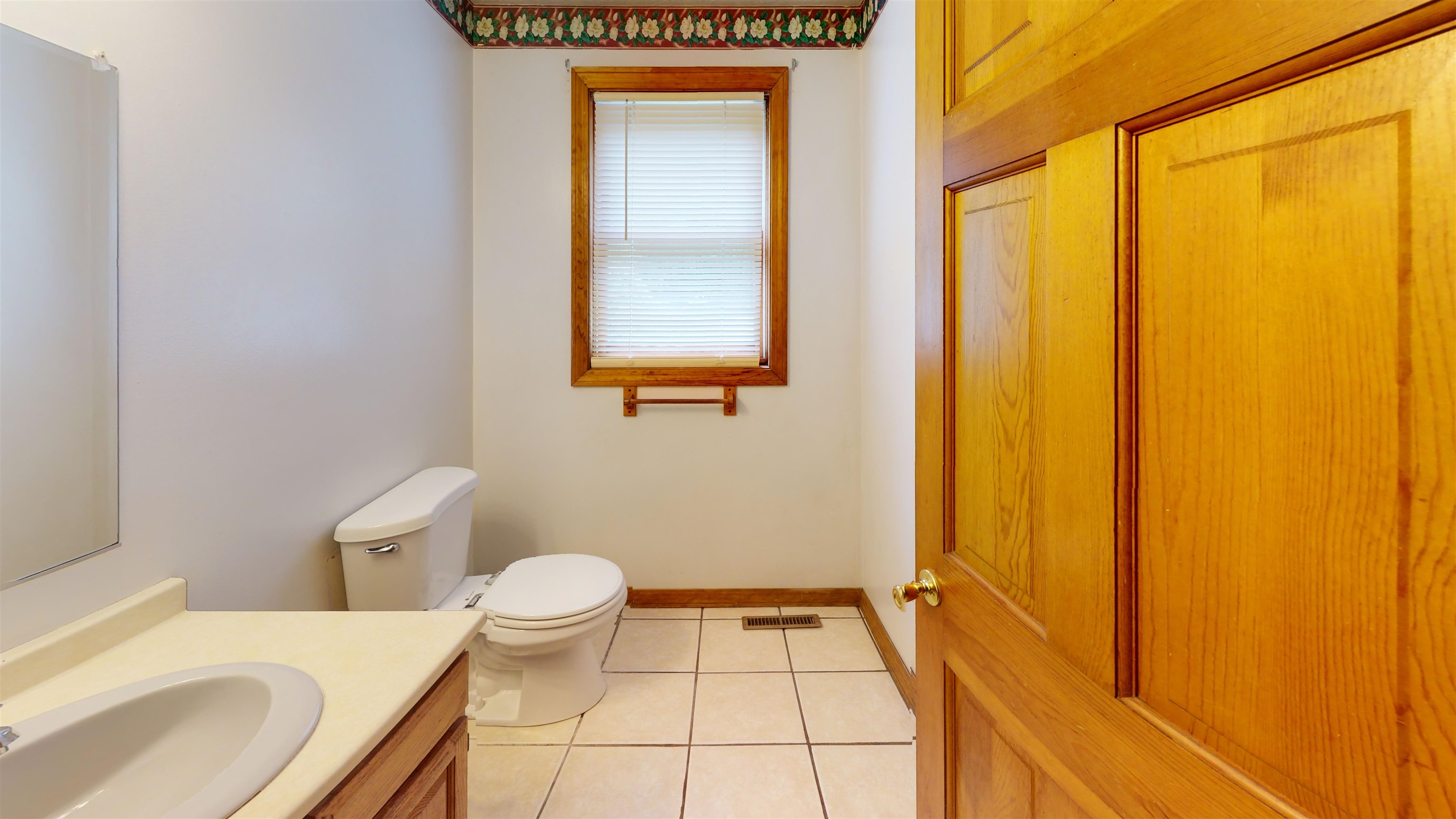 5 A Mark Street Hudson, NH 03051 - Photo 4 of 15