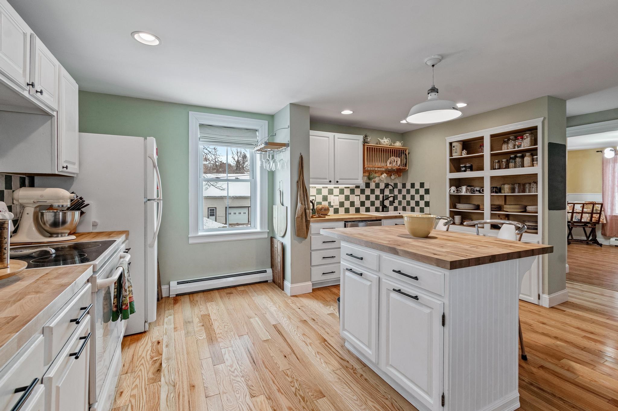 1116 Main Street Fairfax, VT 05454 - Photo 3 of 58