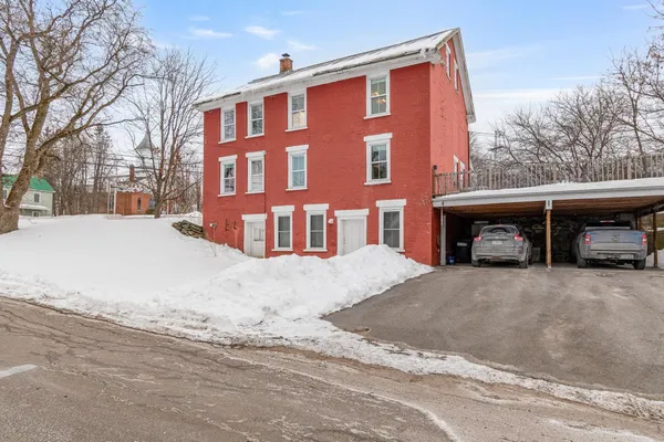 $453,900 | 1116 Main Street, Fairfax, VT 05454