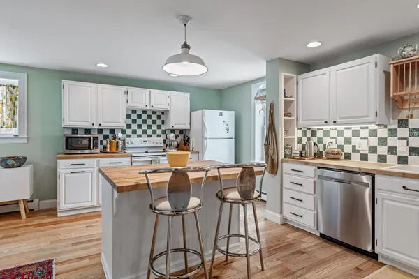 $453,900 | 1116 Main Street, Fairfax, VT 05454