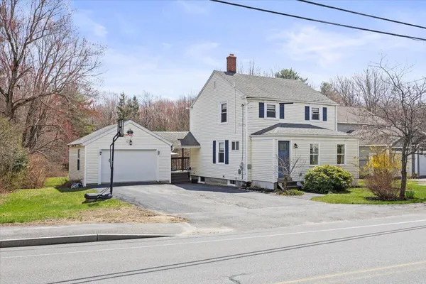$460,000 | 42 Narragansett Street, Gorham, ME 04038