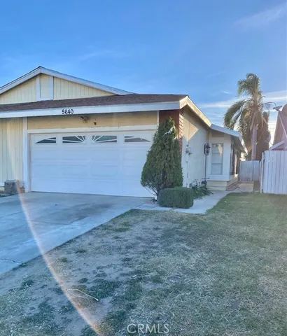 $2,500 | 5640 Sexton Lane, Riverside, CA 92509