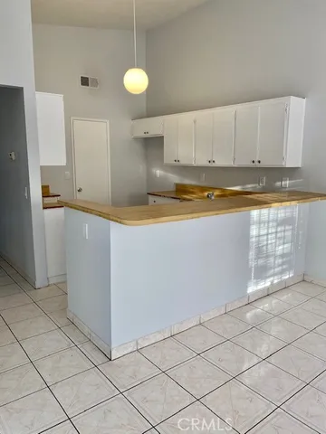 $2,500 | 5640 Sexton Lane, Riverside, CA 92509