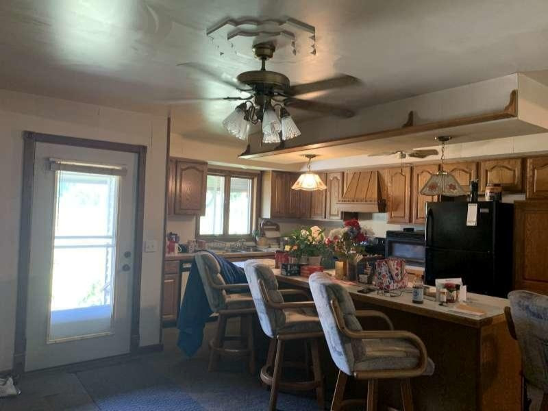 838 North Stiles Road Ludington, MI 49431 - Photo 7 of 26 Kitchen