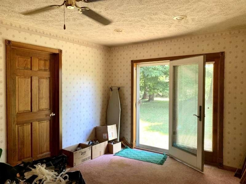 838 North Stiles Road Ludington, MI 49431 - Photo 10 of 26 Great room