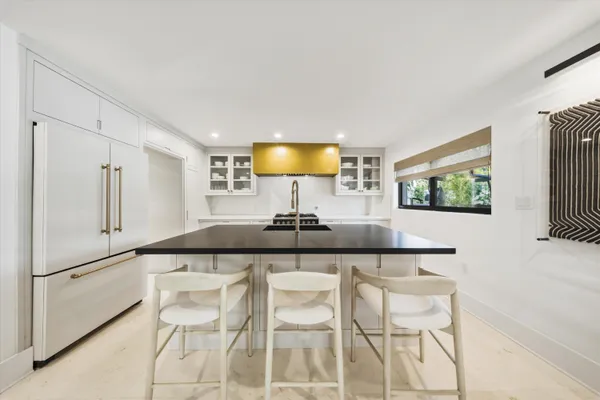 $2,595,000 | 292 Woods Avenue, Tavernier, FL 33070