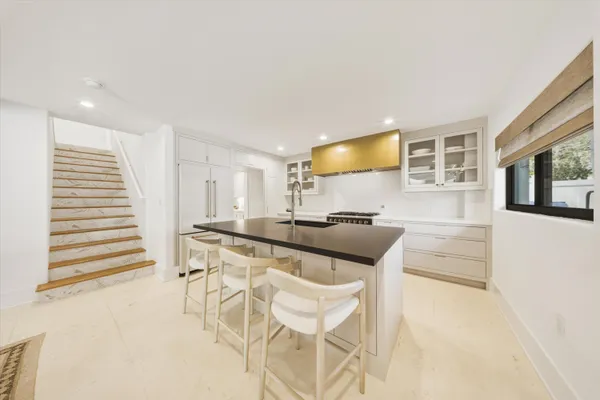 $2,595,000 | 292 Woods Avenue, Tavernier, FL 33070