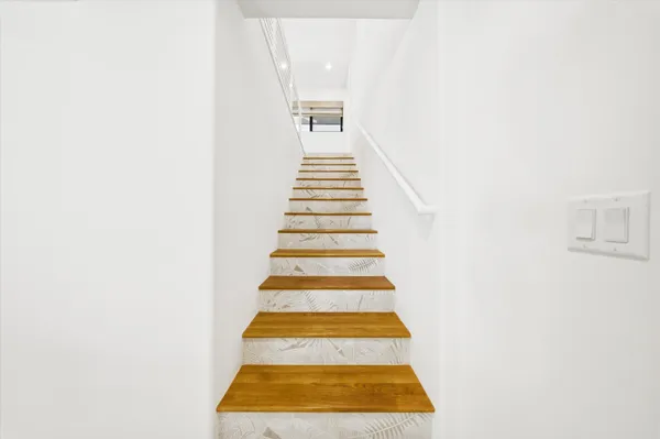 $2,595,000 | 292 Woods Avenue, Tavernier, FL 33070