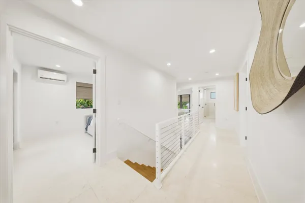 $2,595,000 | 292 Woods Avenue, Tavernier, FL 33070