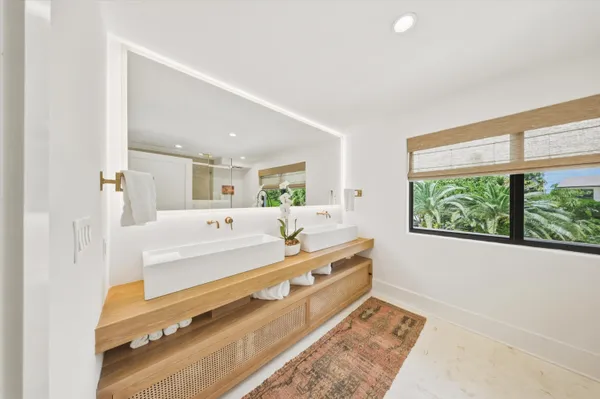 $2,595,000 | 292 Woods Avenue, Tavernier, FL 33070