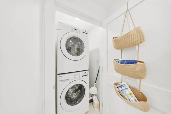 $2,595,000 | 292 Woods Avenue, Tavernier, FL 33070