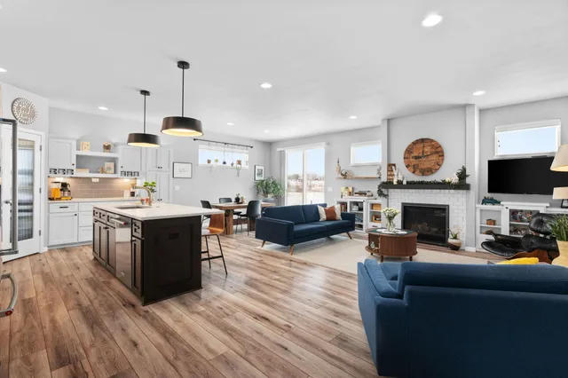 $499,900 | 7108 Reston Heights Drive, Madison, WI 53718