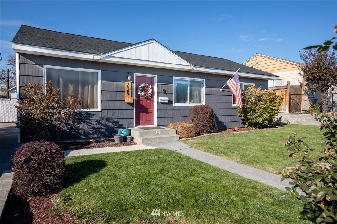 215 Mocliff Road Ephrata, WA 98823 - Photo 2 of 26