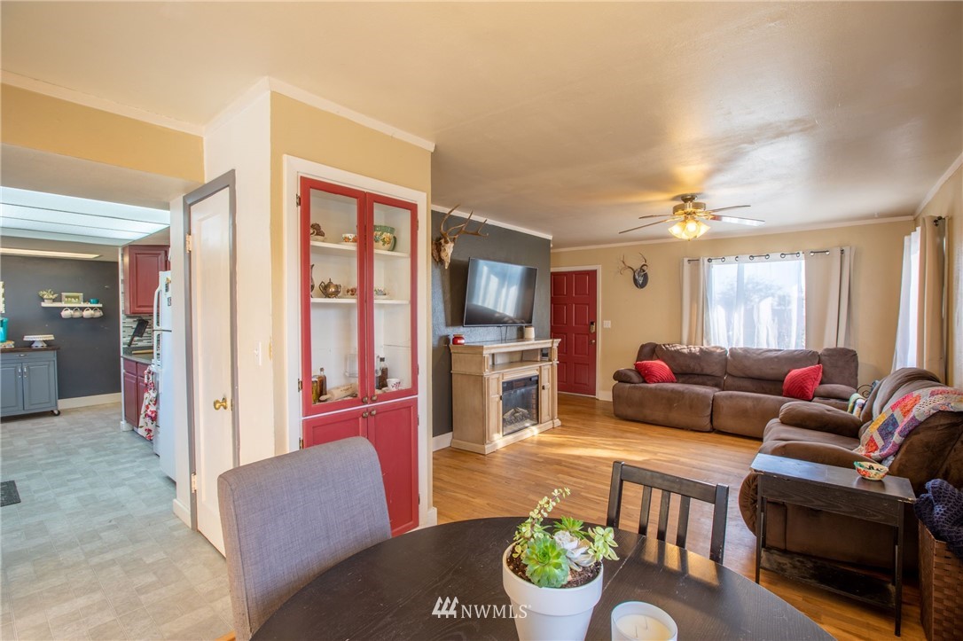 215 Mocliff Road Ephrata, WA 98823 - Photo 11 of 26