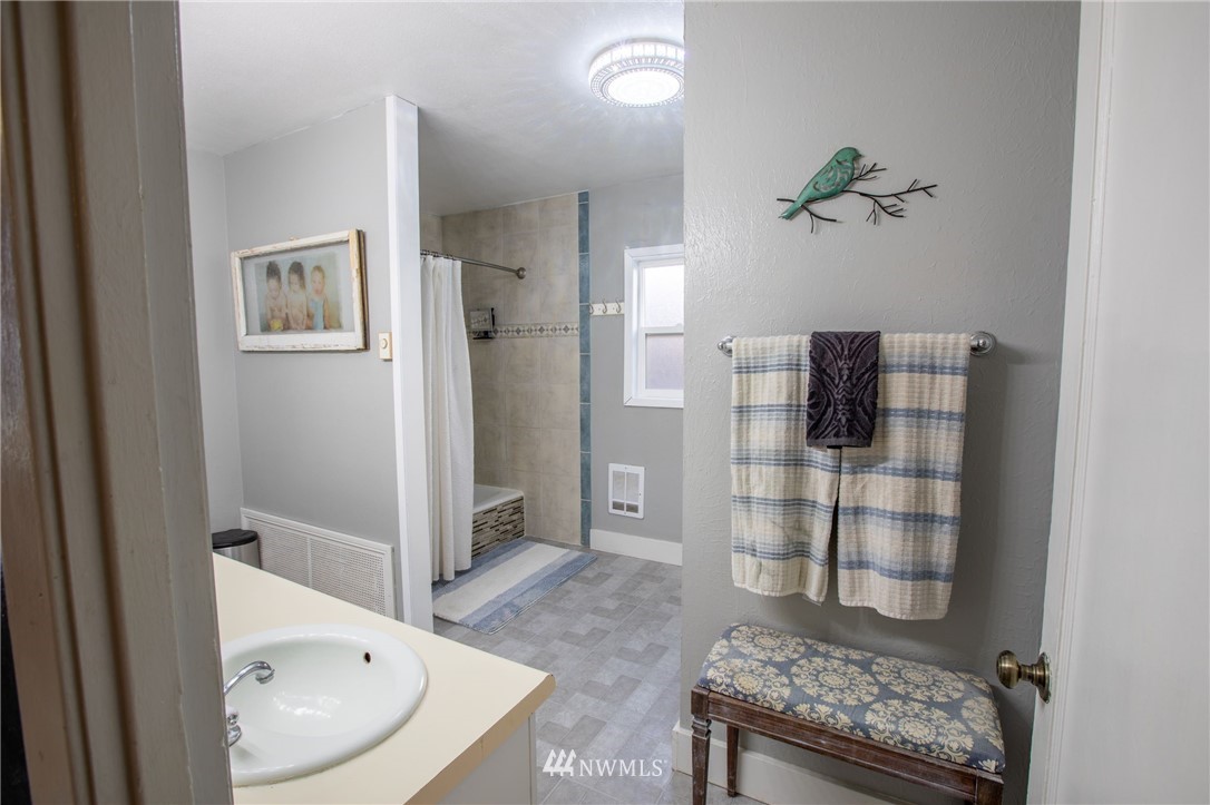 215 Mocliff Road Ephrata, WA 98823 - Photo 15 of 26
