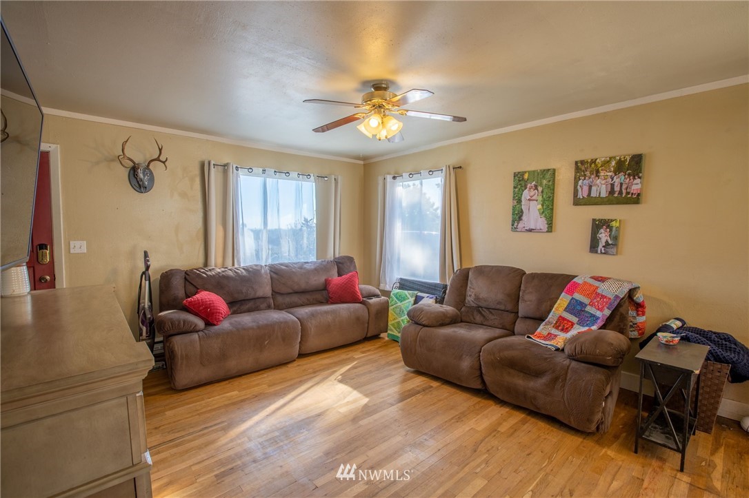 215 Mocliff Road Ephrata, WA 98823 - Photo 9 of 26