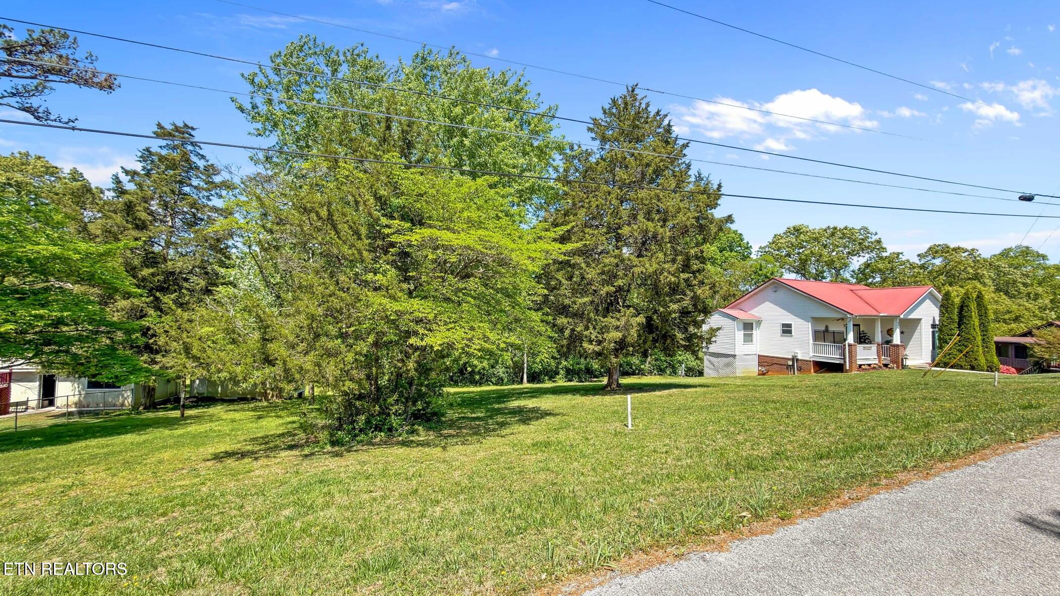 720 Garrett Road Dandridge, TN 37725 - Photo 8 of 8 img_2927