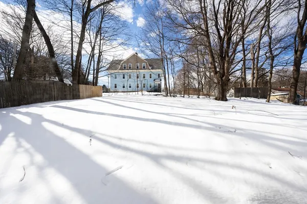 $430,000 | 4 Stockholm Street, Worcester, MA 01607