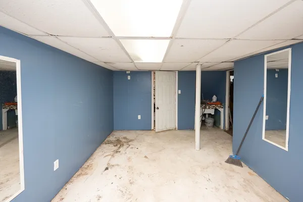 $430,000 | 4 Stockholm Street, Worcester, MA 01607