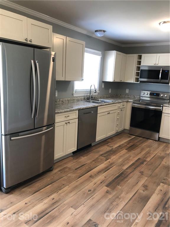 562 Bailey Road Lancaster, SC 29720 - Photo 5 of 18 Gallery Image 5