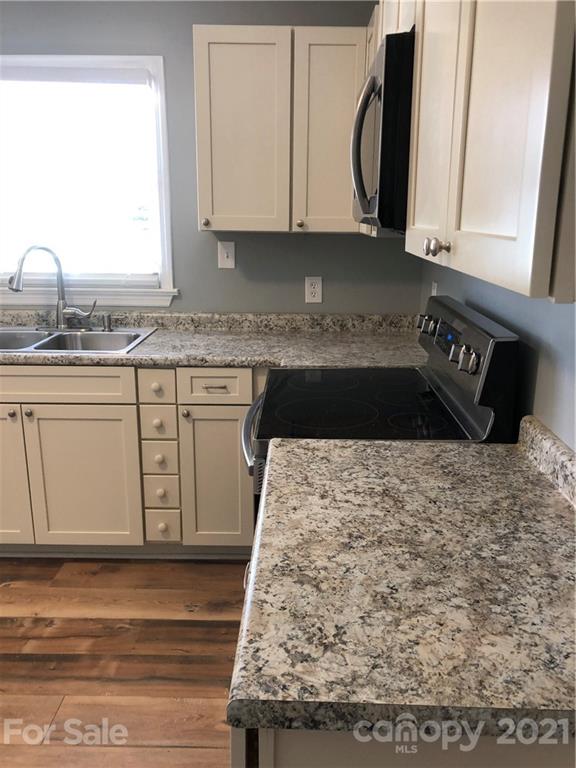 562 Bailey Road Lancaster, SC 29720 - Photo 7 of 18 Gallery Image 7