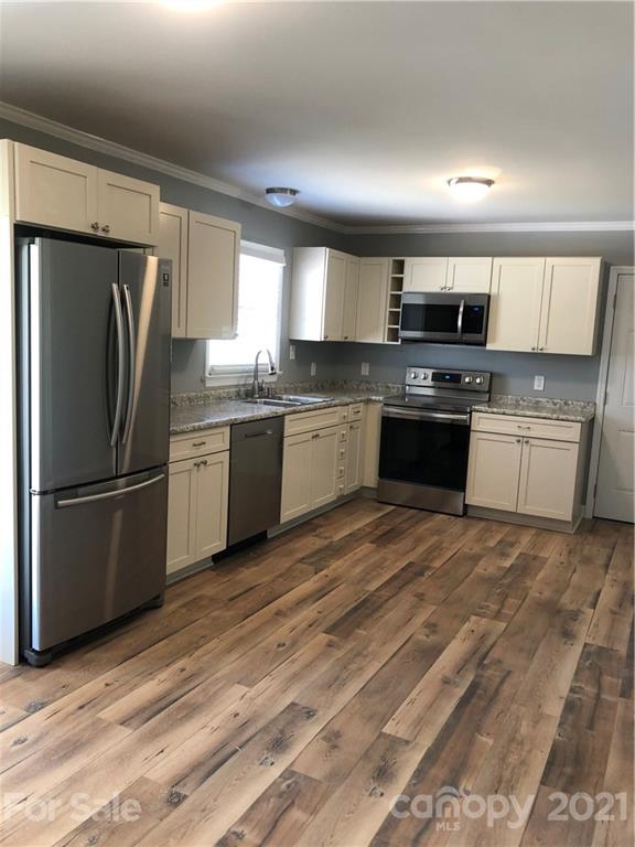 562 Bailey Road Lancaster, SC 29720 - Photo 8 of 18 Gallery Image 8