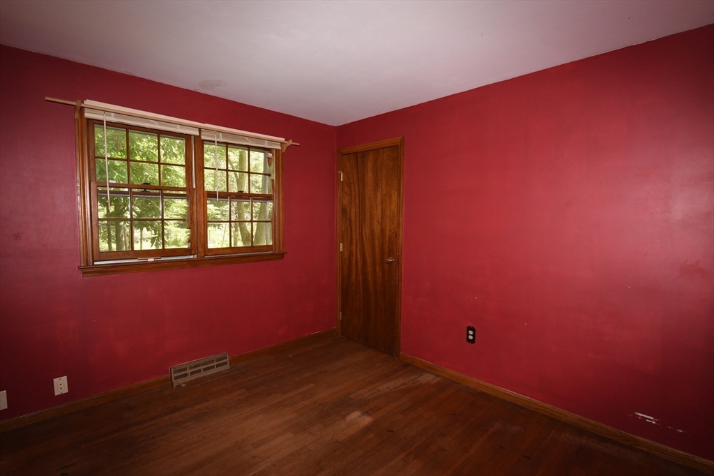 58 Carriage Road Hanson, MA 02341 - Photo 27 of 35