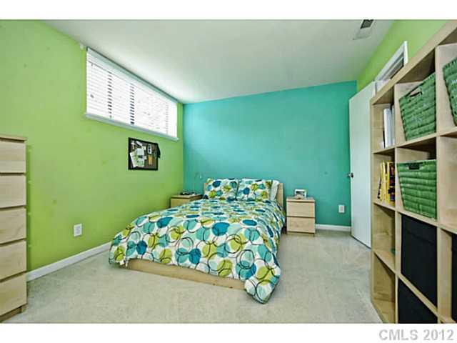 5805 Sharon Road, Unit G Charlotte, NC 28210 - Photo 13 of 16 Gallery Image 13