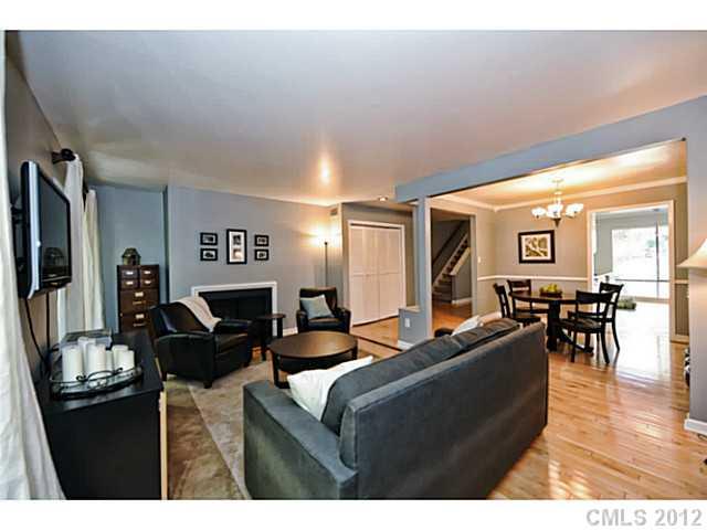 5805 Sharon Road, Unit G Charlotte, NC 28210 - Photo 3 of 16 Gallery Image 3