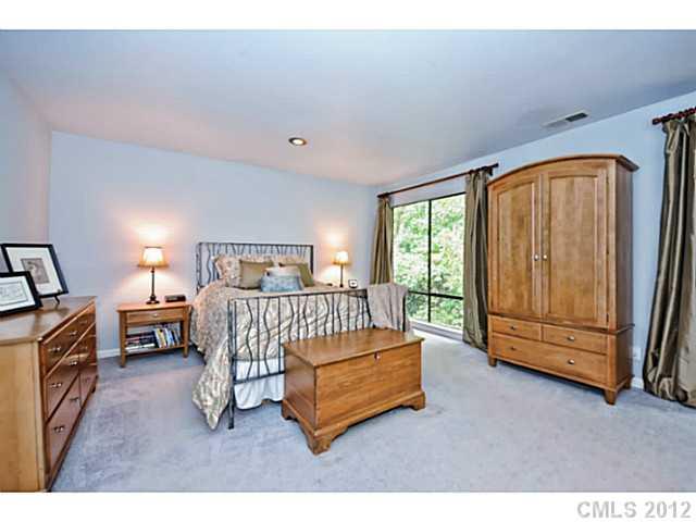 5805 Sharon Road, Unit G Charlotte, NC 28210 - Photo 8 of 16 Gallery Image 8