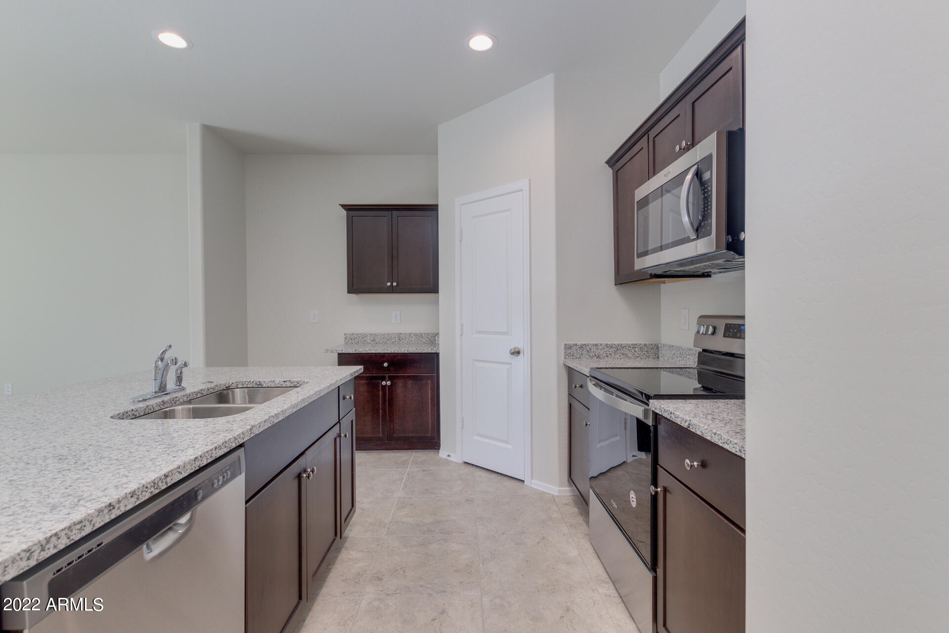 24069 West Ripple Road Buckeye, AZ 85326 - Photo 13 of 31 11-Ginger