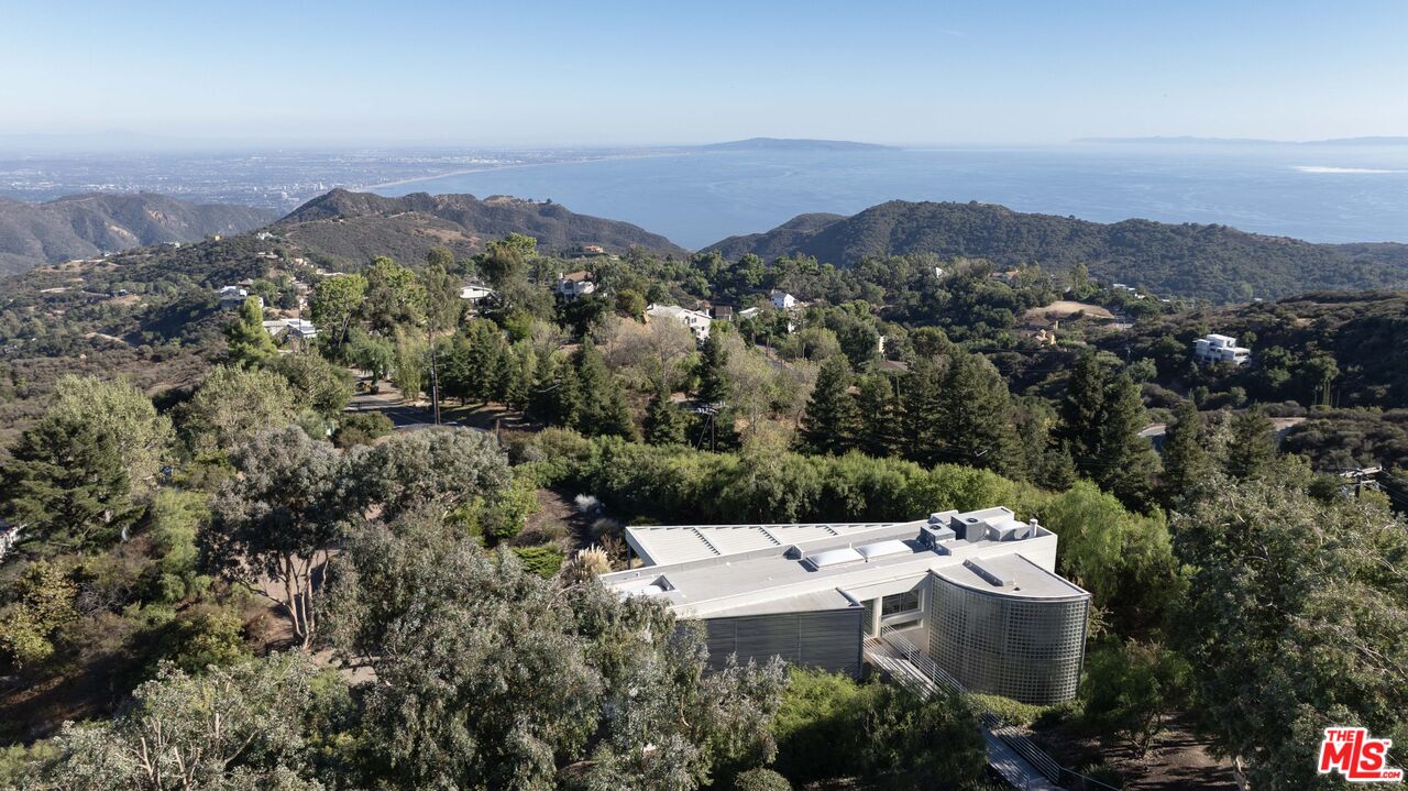 21839 Saddle Peak Road Topanga, CA 90290 - Photo 69 of 72 an aerial view of a city with lots of residential buildings