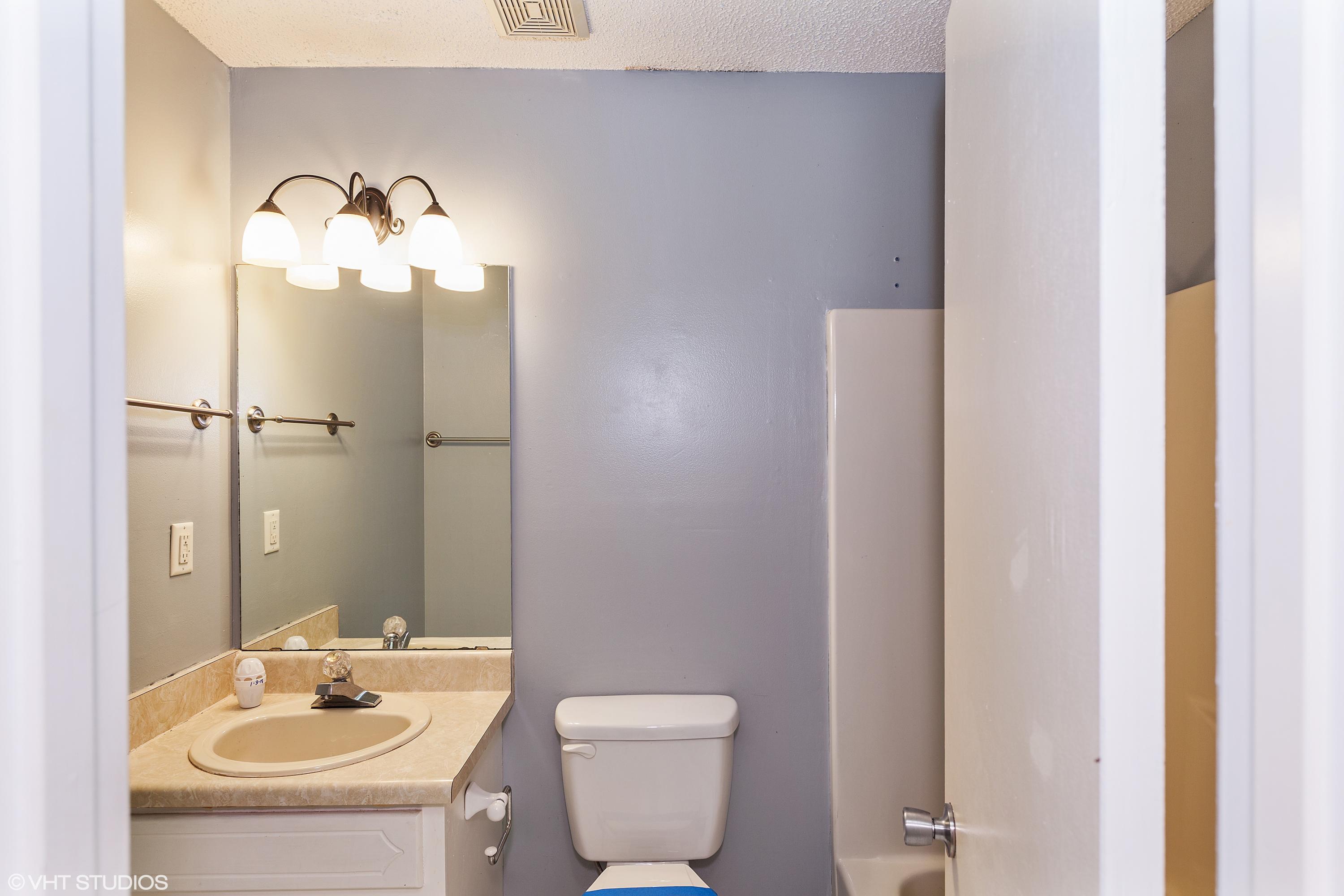 337 John King Road Crestview, FL 32539 - Photo 14 of 24 15_337JOHNKINGRD_2015_HiRes