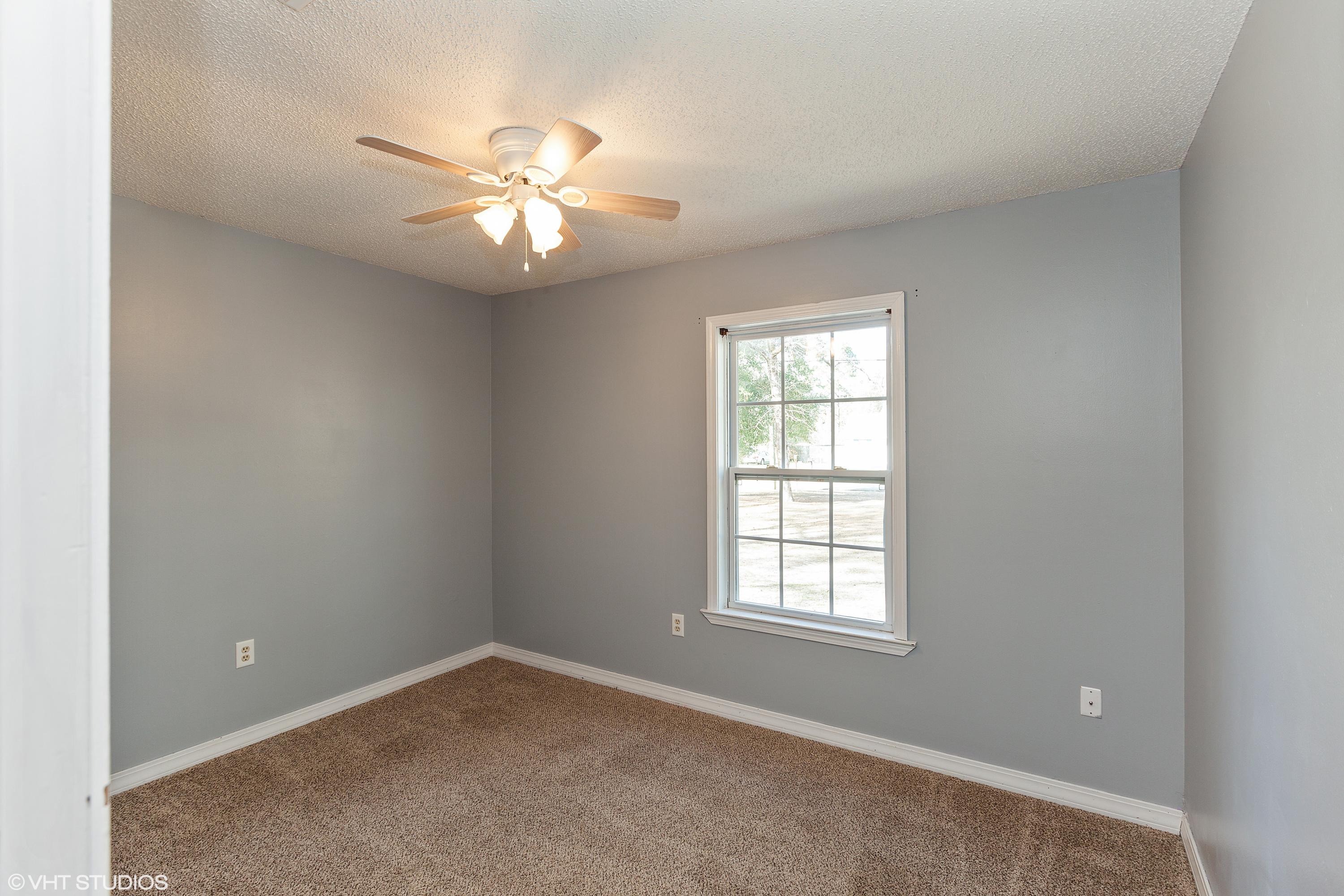 337 John King Road Crestview, FL 32539 - Photo 15 of 24 16_337JOHNKINGRD_2016_HiRes