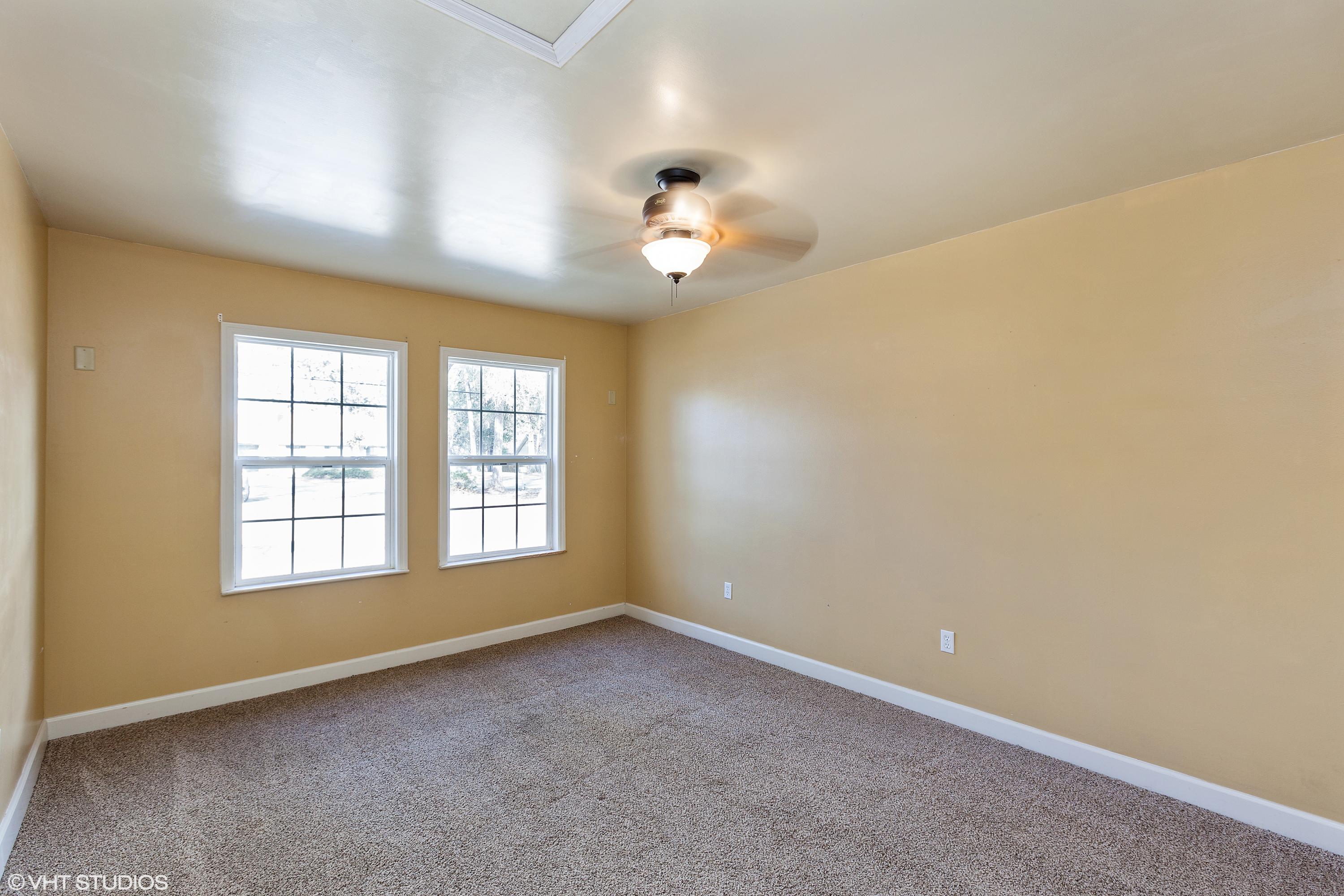 337 John King Road Crestview, FL 32539 - Photo 7 of 24 08_337JOHNKINGRD_2008_HiRes