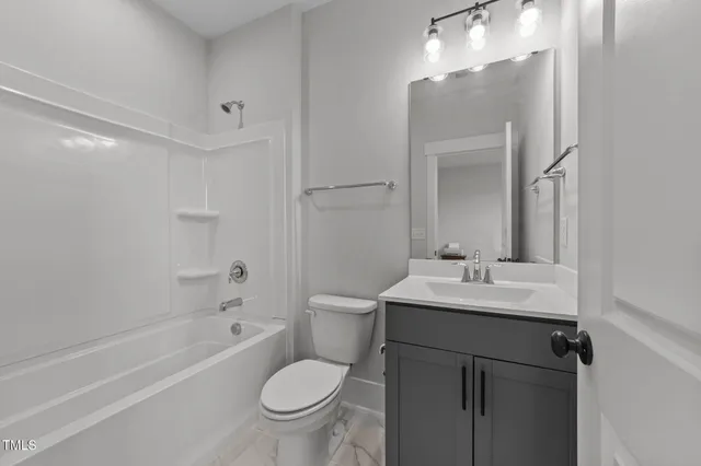 $824,000 | 2829 Arrowsmith Drive, Fuquay-Varina, NC 27526