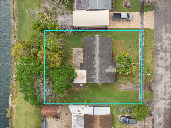 $426,000 | 29869 Southwest 159th Drive, Homestead, FL 33033