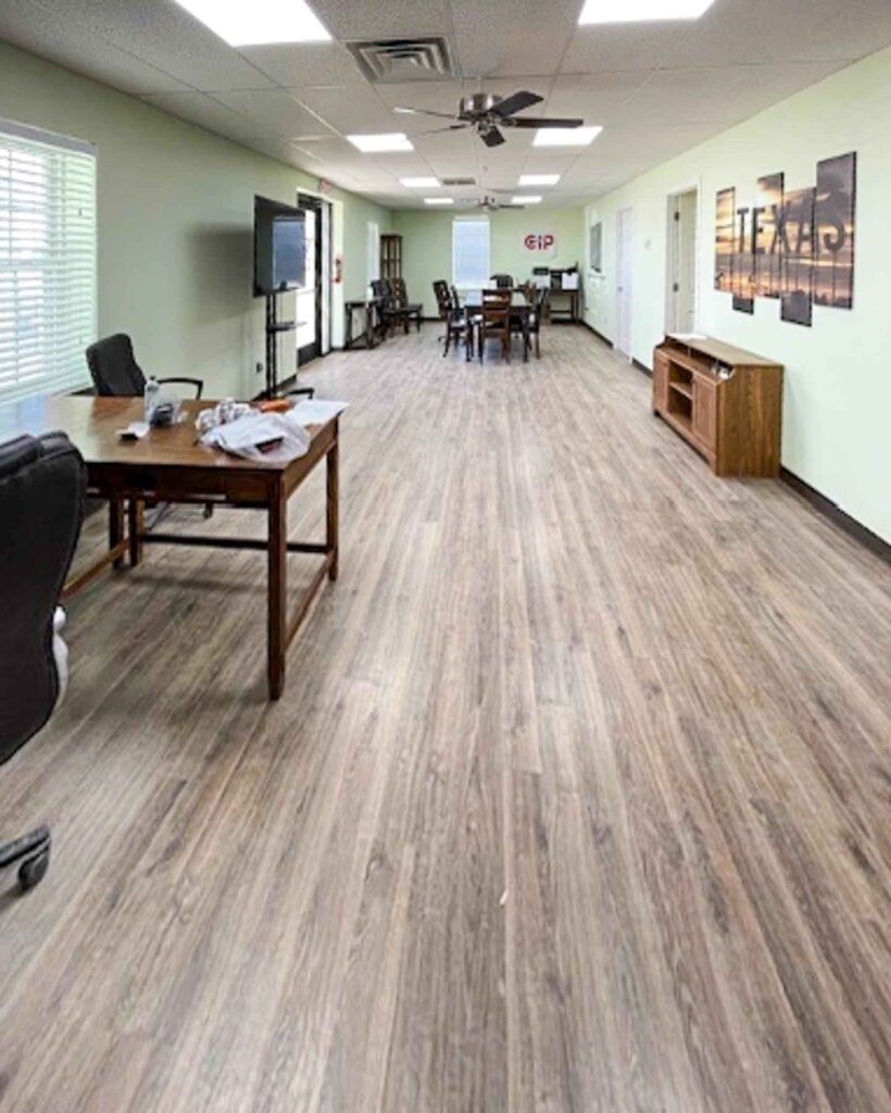 3050 Highway 17 Pecos, TX 79772 - Photo 13 of 22 a living room with furniture and a wooden floor