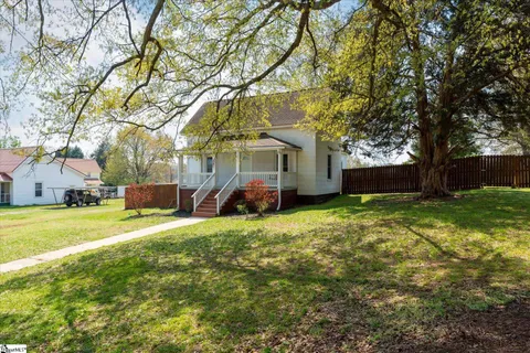 $229,000 | 3 Wardlaw Street, Pelzer, SC 29669