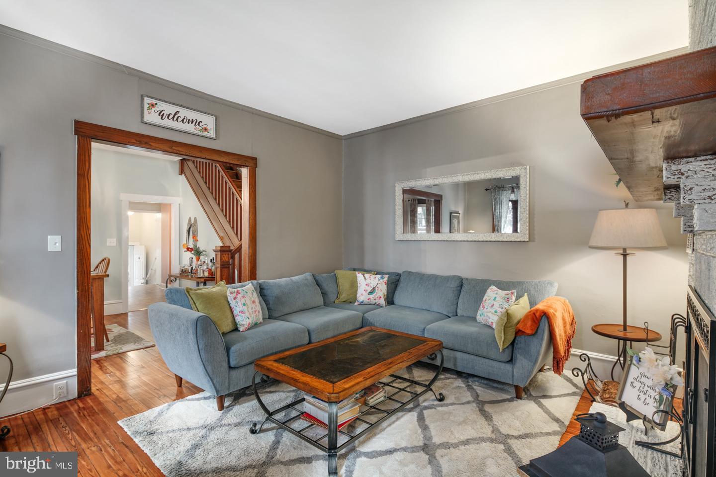 Roomy w/neutral paint tones.