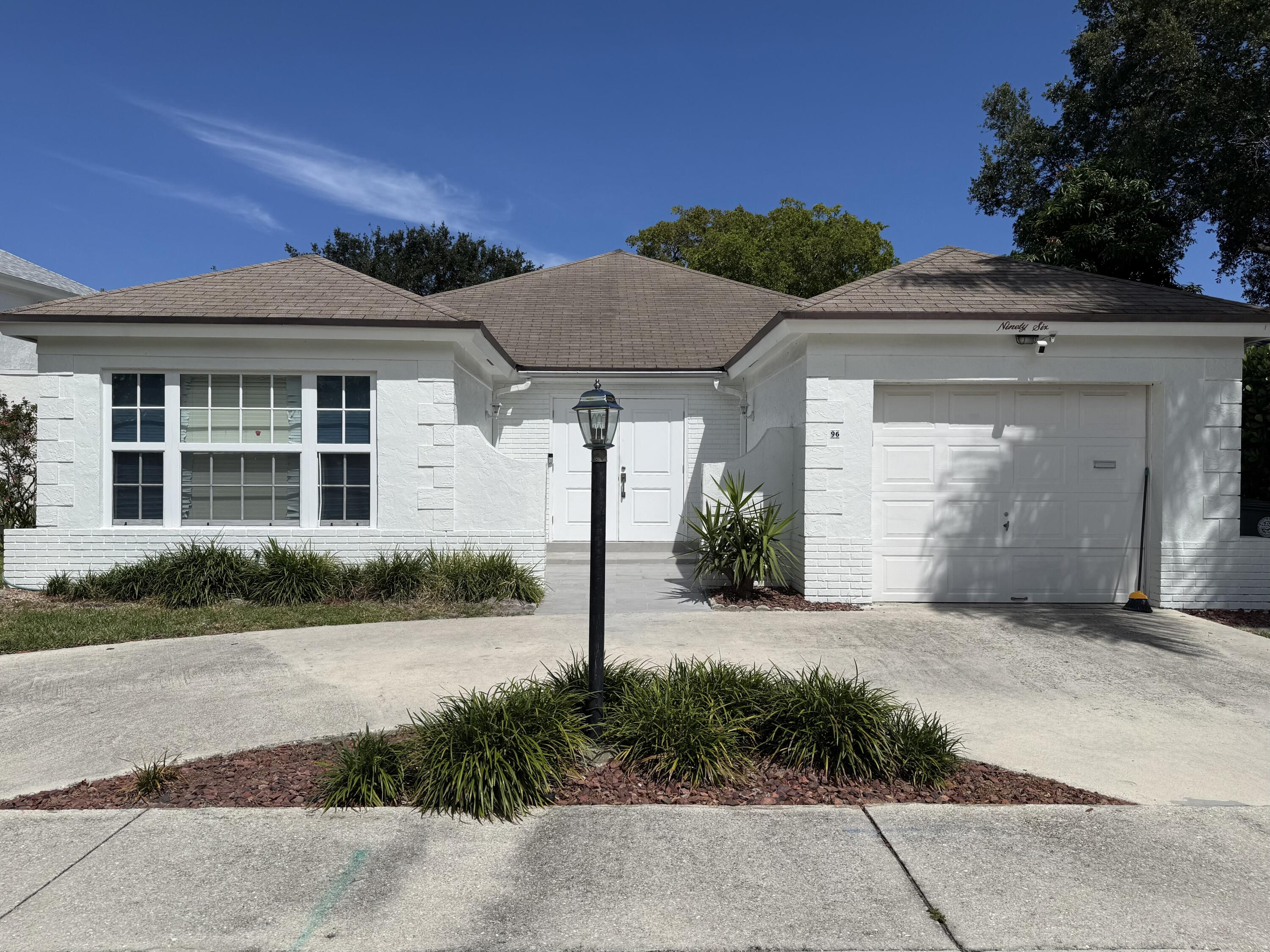 96 Del Rio Boulevard Boca Raton, FL 33432 - Photo 1 of 9 FRONT