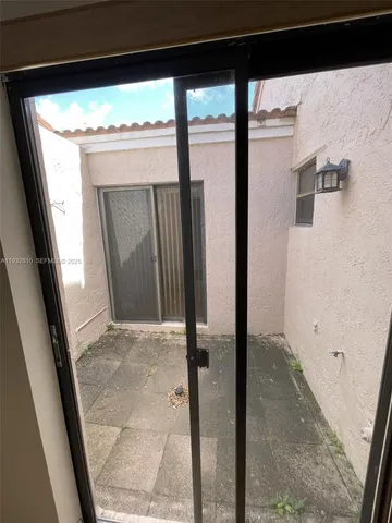 $3,300 | 16606 Greens Edge Circle, Unit 87, Weston, FL 33326