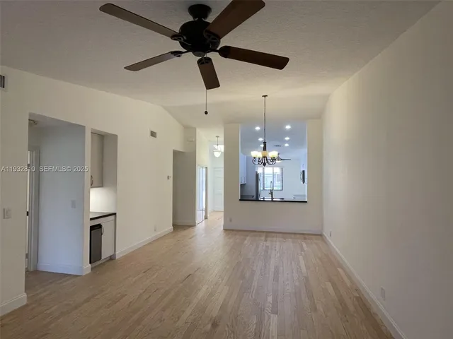 $3,300 | 16606 Greens Edge Circle, Unit 87, Weston, FL 33326