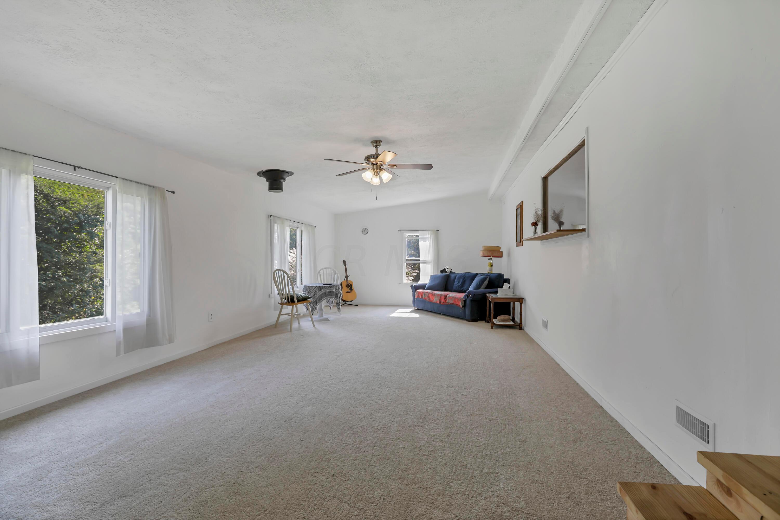 6585 York Road Southwest Pataskala, OH 43062 - Photo 13 of 38 Gallery Image 13
