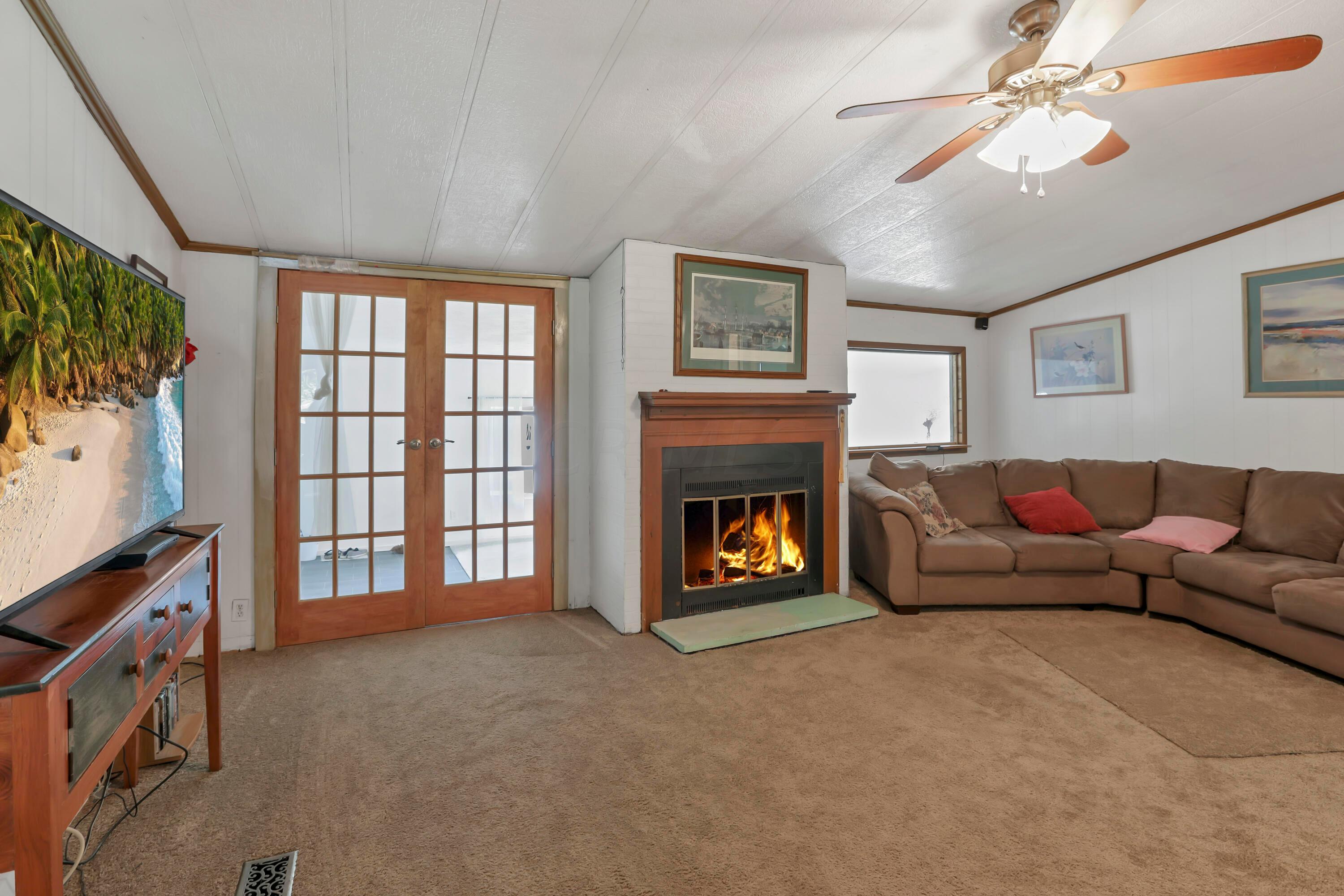 6585 York Road Southwest Pataskala, OH 43062 - Photo 17 of 38 Gallery Image 17