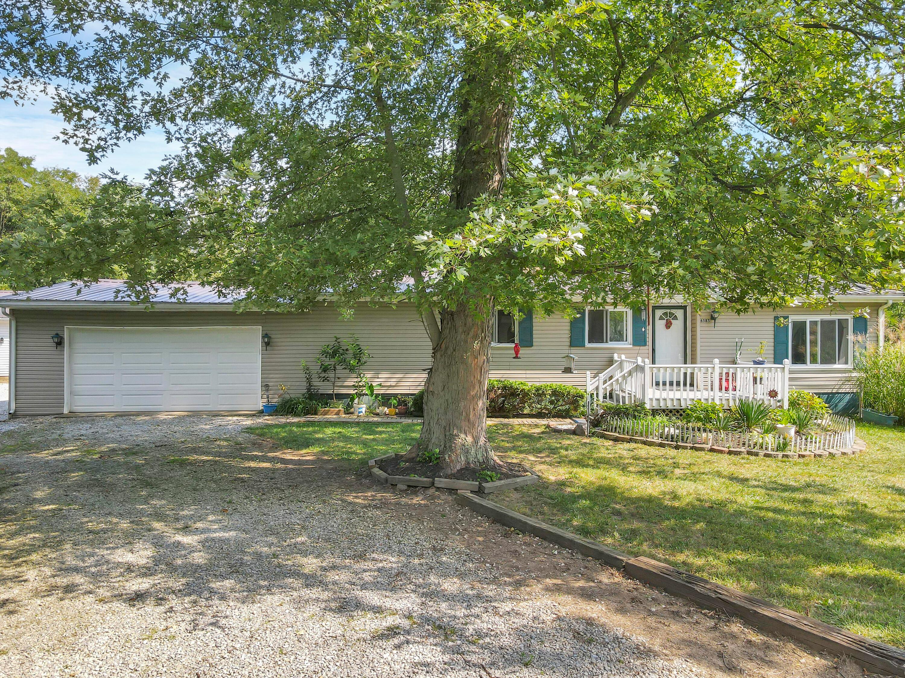 6585 York Road Southwest Pataskala, OH 43062 - Photo 4 of 38 Gallery Image 4