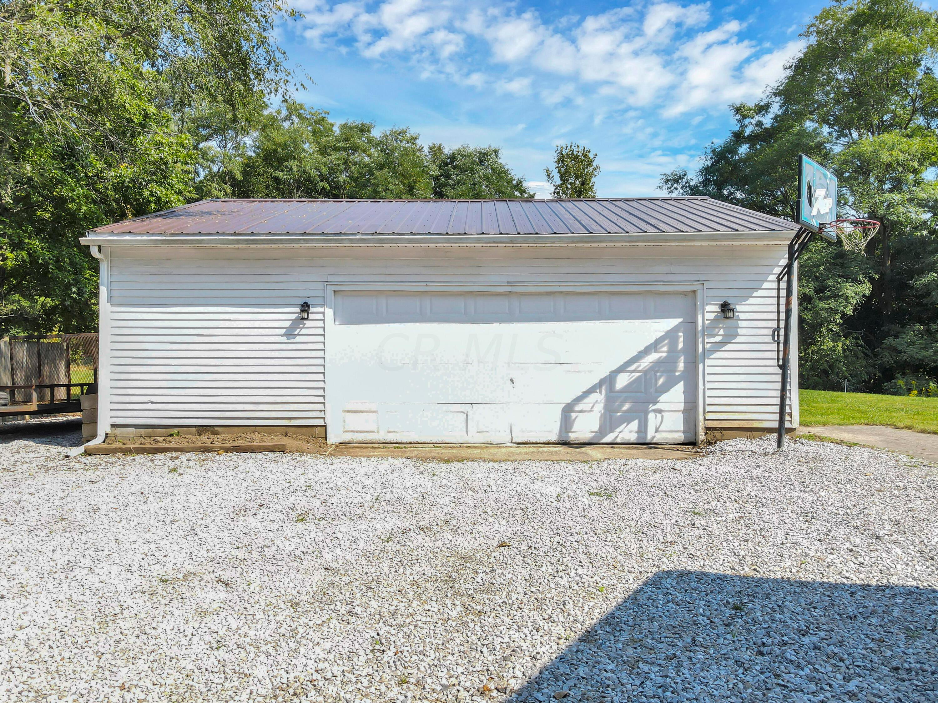 6585 York Road Southwest Pataskala, OH 43062 - Photo 9 of 38 Gallery Image 9