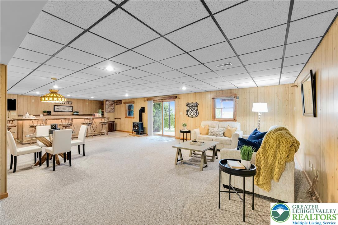 461 East Beil Avenue Nazareth, PA 18064 - Photo 40 of 64 a living room with furniture