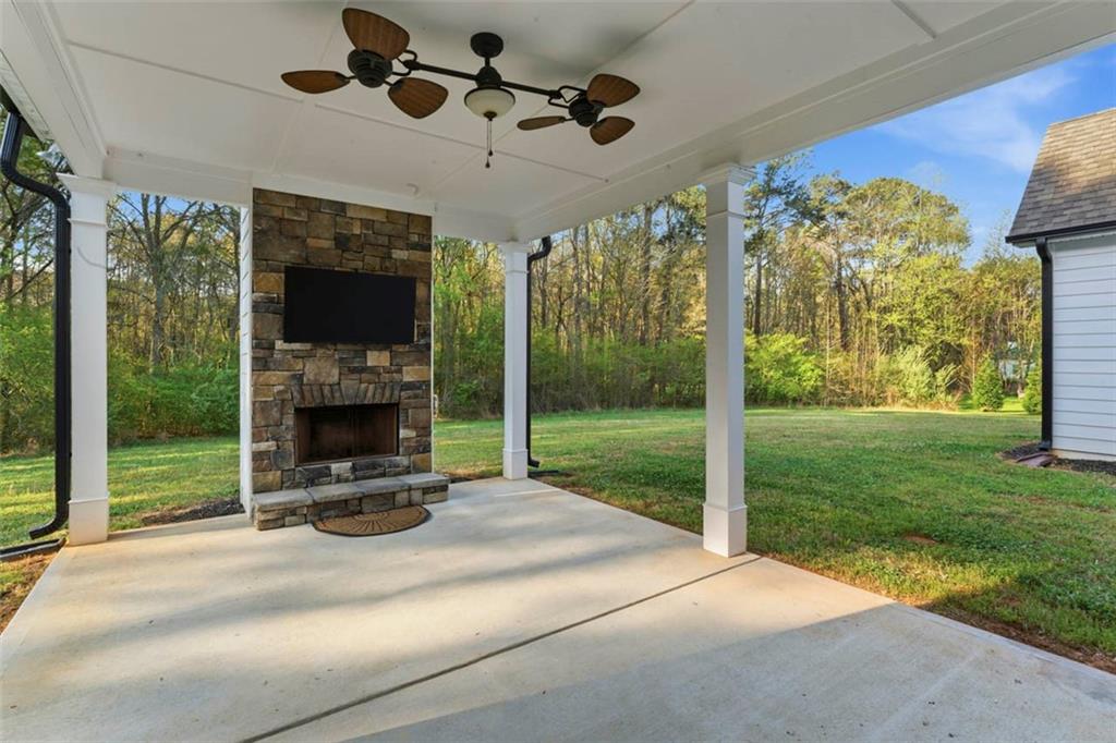 1058 Lawshe Road Senoia, GA 30276 - Photo 11 of 46 Gallery Image 11