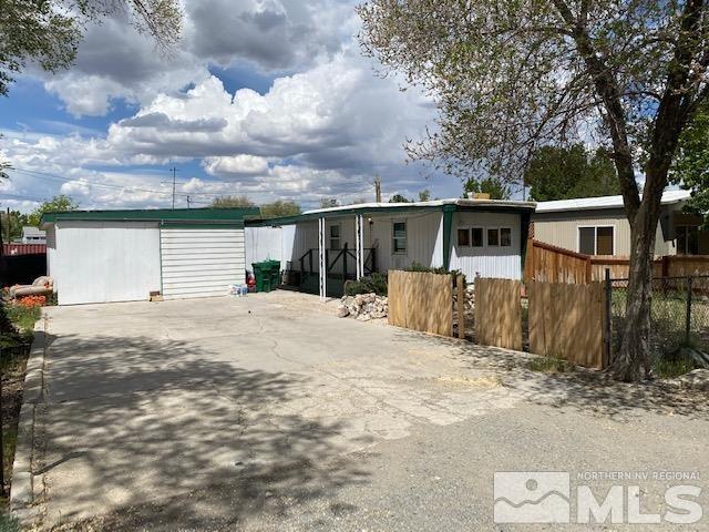 675 Magnolia Way Reno, NV 89506 - Photo 2 of 3 Photo 2